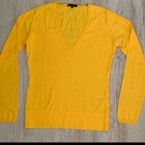 BURBERRY sweater!